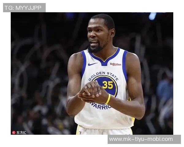 科尔强调稳健与基本功的重要性避免单手传球失误影响比赛表现